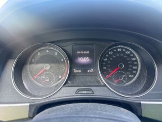 2018 Volkswagen Atlas 3.6L V6 S - Interior Dashboard With Vehicle Running Image